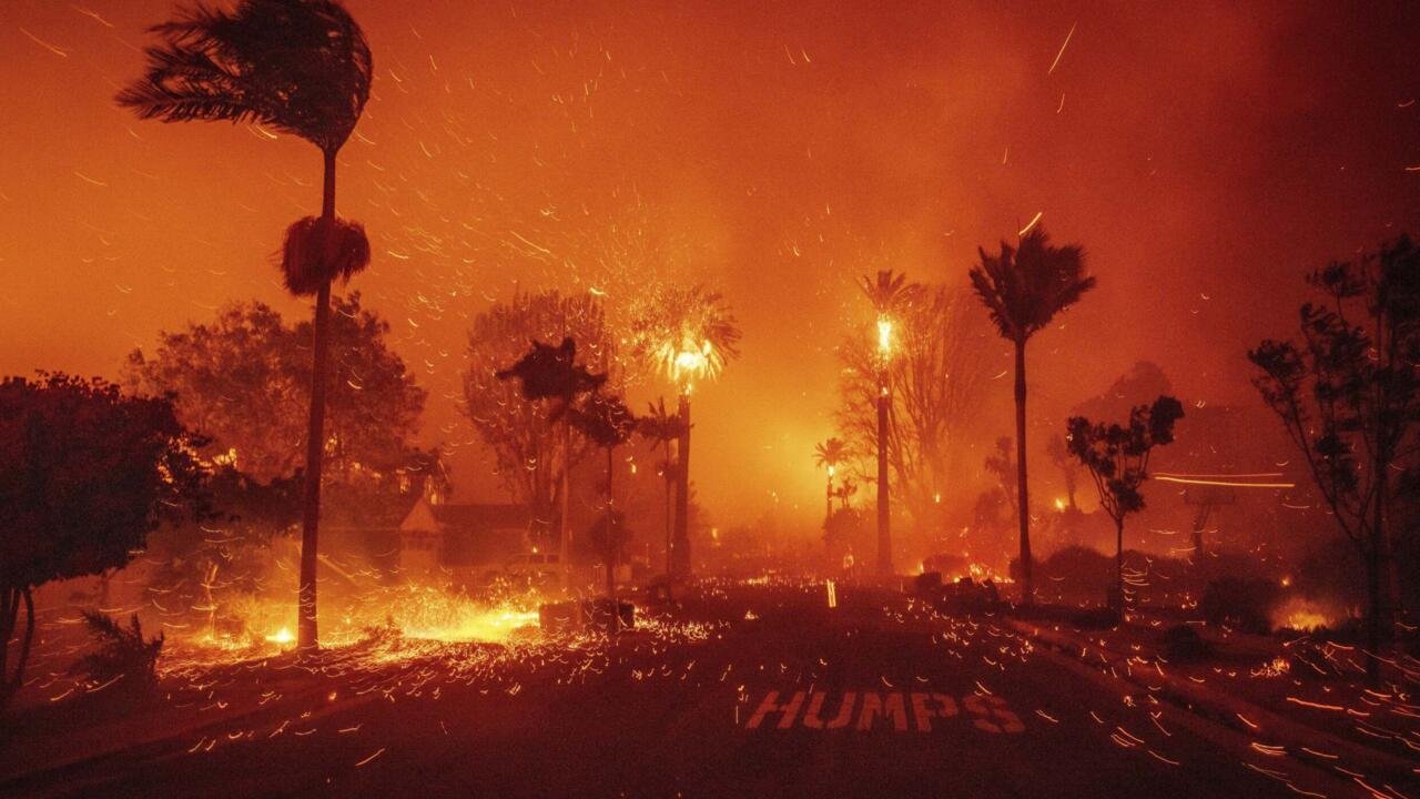Los Ángeles sufre incendios forestales con devastadoras consecuencias